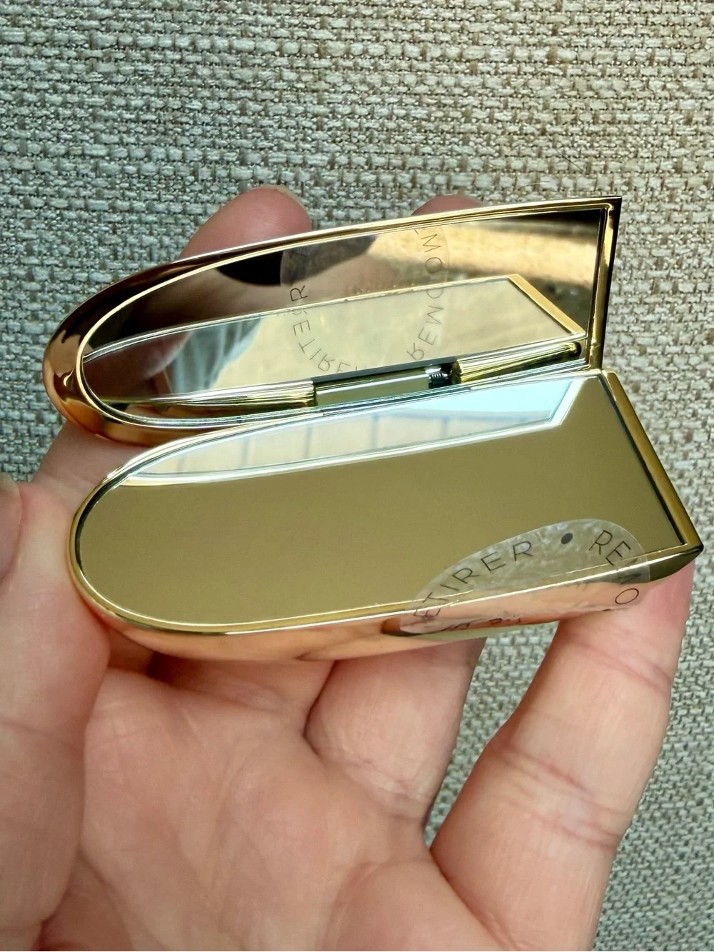 Guerlain Rouge G Pink Leather Le Nude Lipstick Case